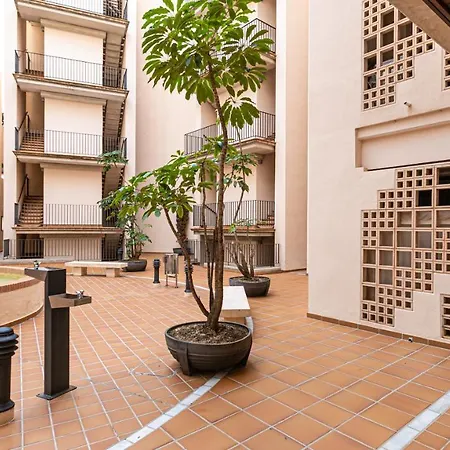 Oceanfront Luxury Living דירה אסטפונה