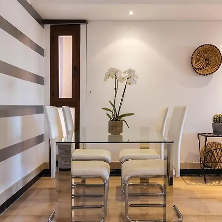 Oceanfront Luxury Living Apartmán *